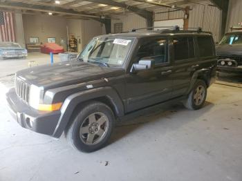  Salvage Jeep Commander