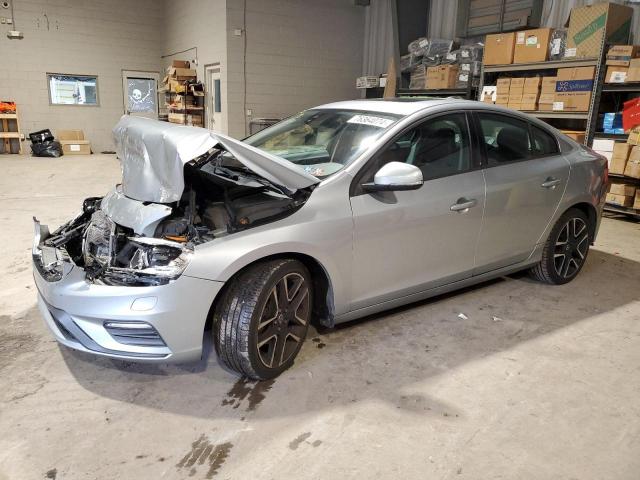  Salvage Volvo S60