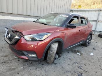  Salvage Nissan Kicks