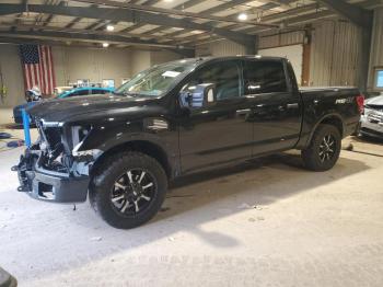  Salvage Nissan Titan