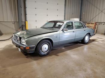  Salvage Jaguar Xj6