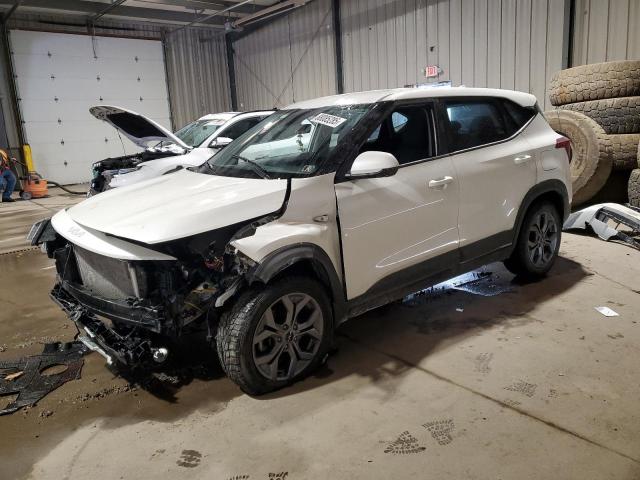  Salvage Kia Seltos