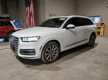  Salvage Audi Q7