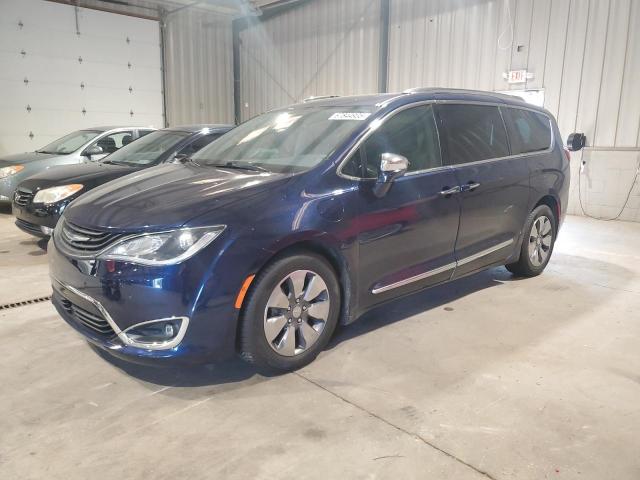  Salvage Chrysler Pacifica