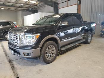  Salvage Nissan Titan
