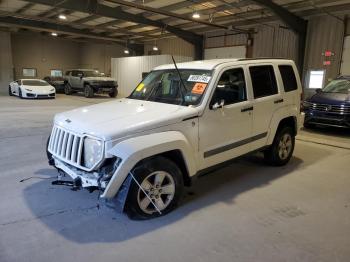  Salvage Jeep Liberty