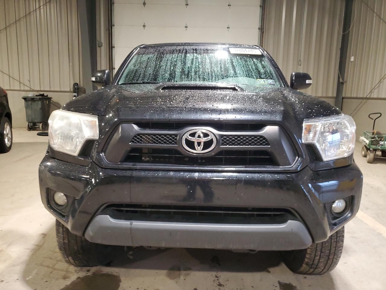 Toyota Tacoma Double Cab Long Bed Image 11