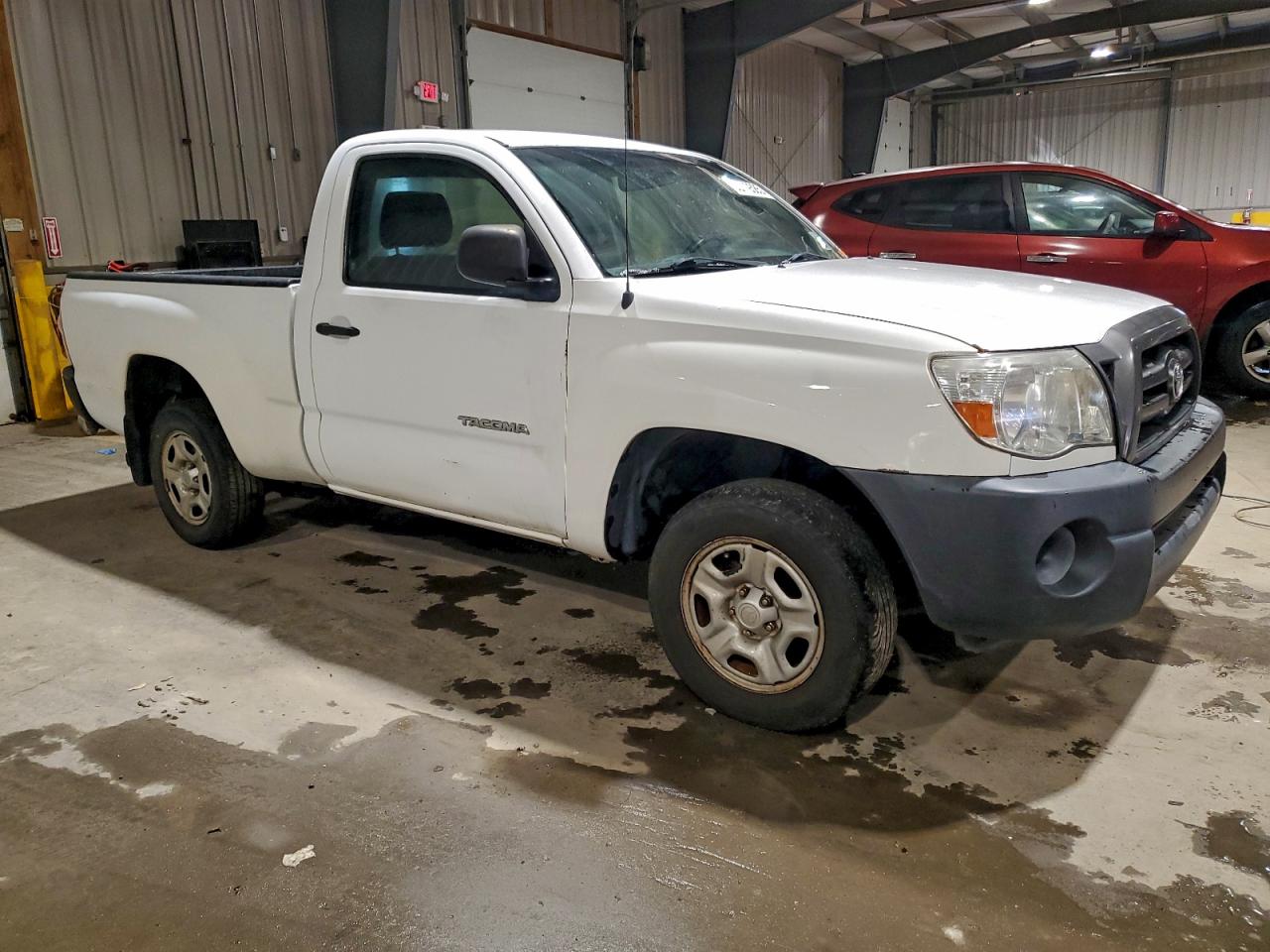 Toyota Tacoma Image 4