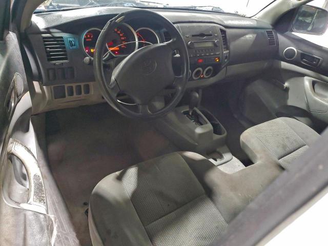 Toyota Tacoma Image 13