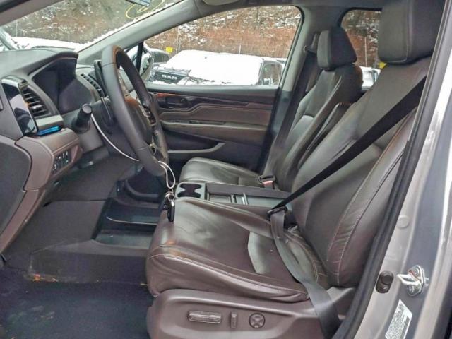 Honda Odyssey Touring Image 12