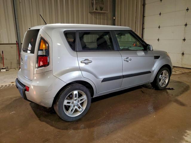 Kia Soul + Image 3