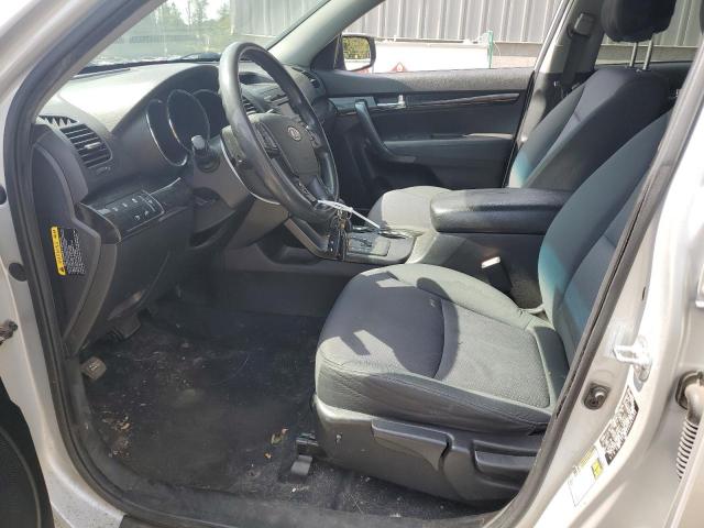 Kia Sorento Base Image 4