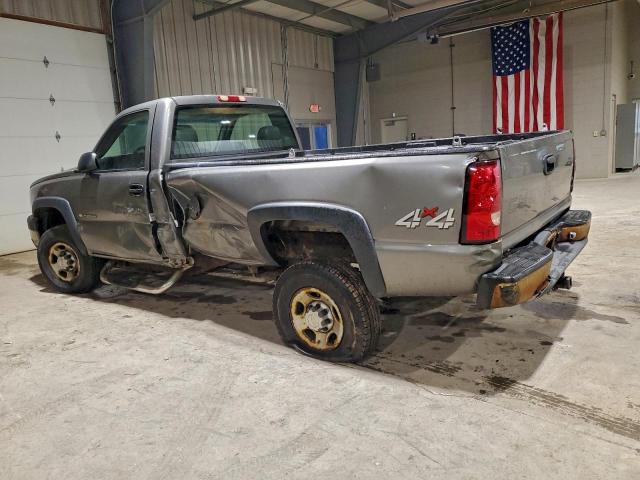Chevrolet Silverado K2500 Heavy Duty Image 12