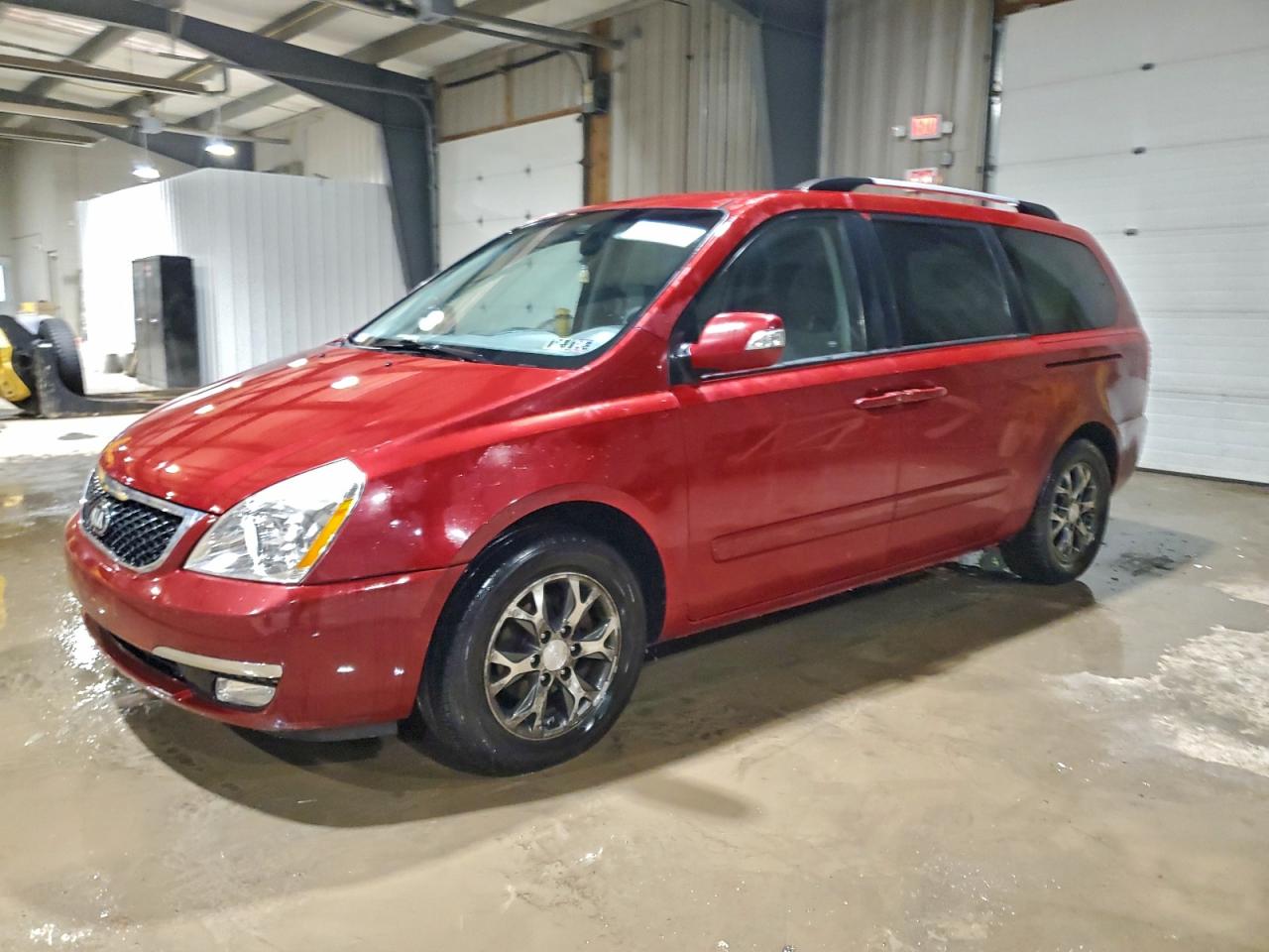 Kia Sedona Lx Image 1