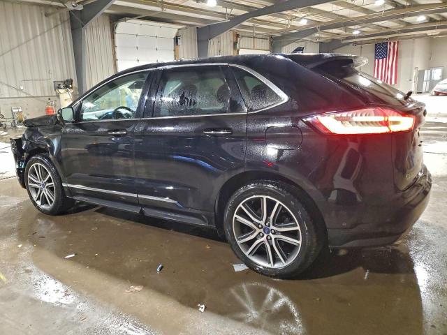 Ford Edge Titanium Image 2