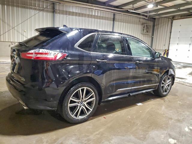 Ford Edge Titanium Image 12