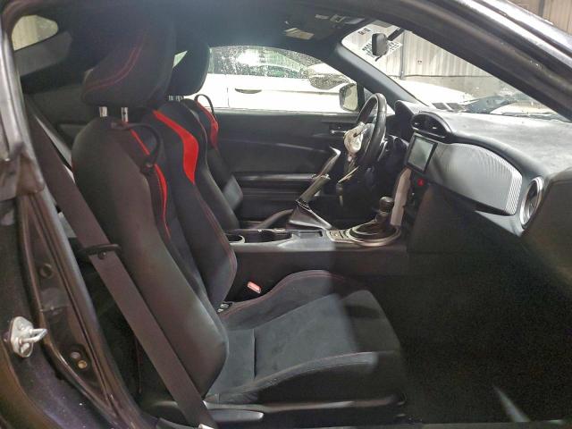 Toyota Scion Image 9