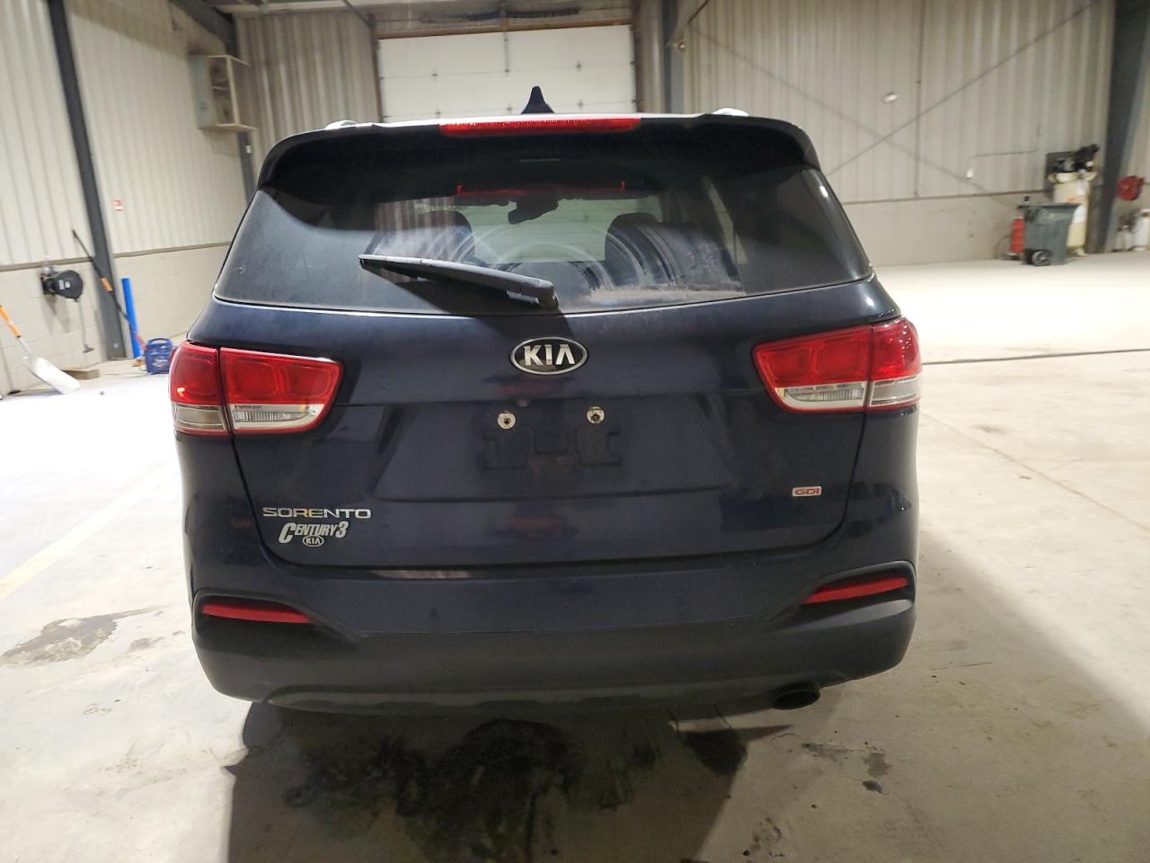 Kia Sorento Lx Image 10