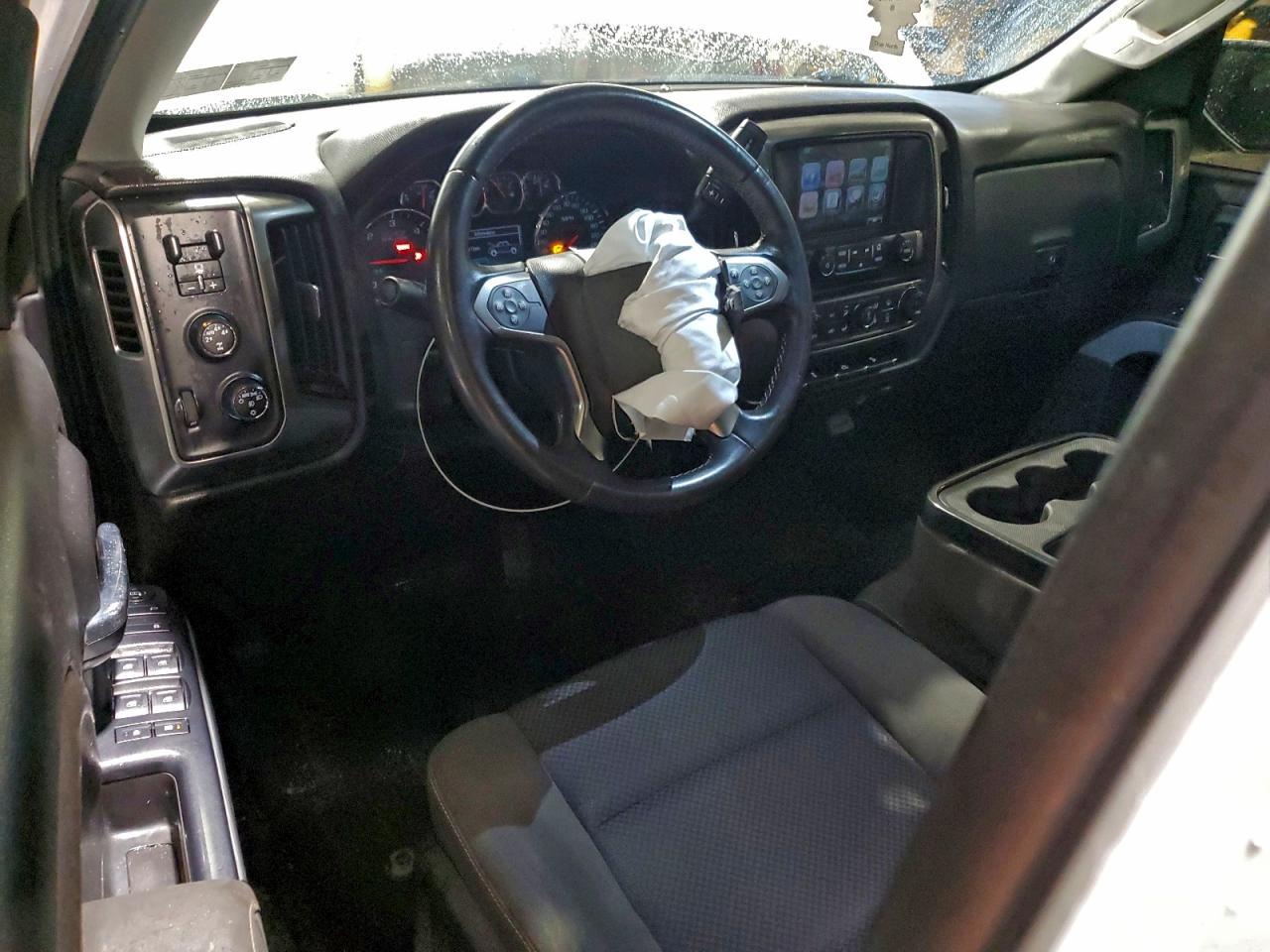 Chevrolet Silverado K1500 Lt Image 3