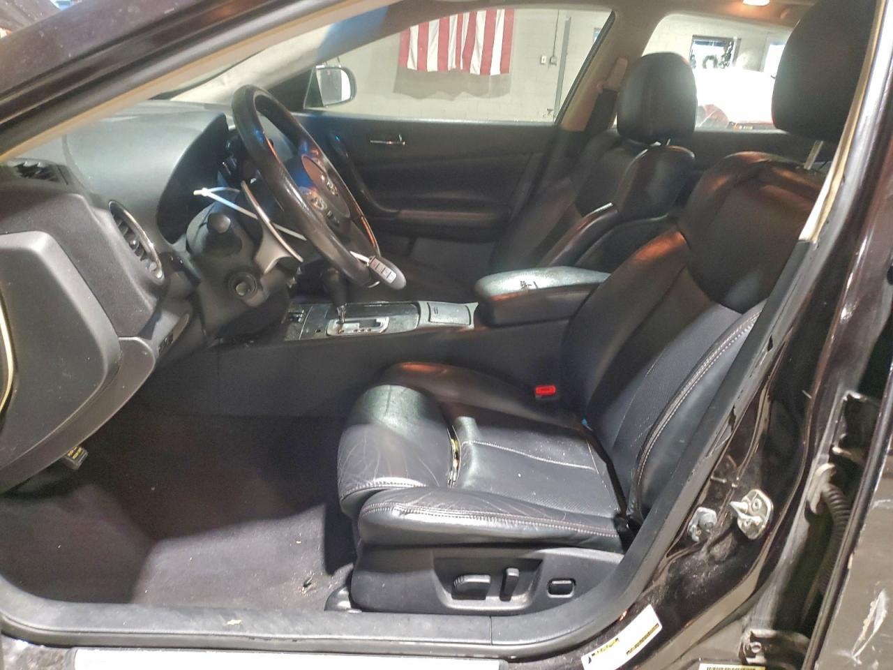 Nissan Maxima S Image 7