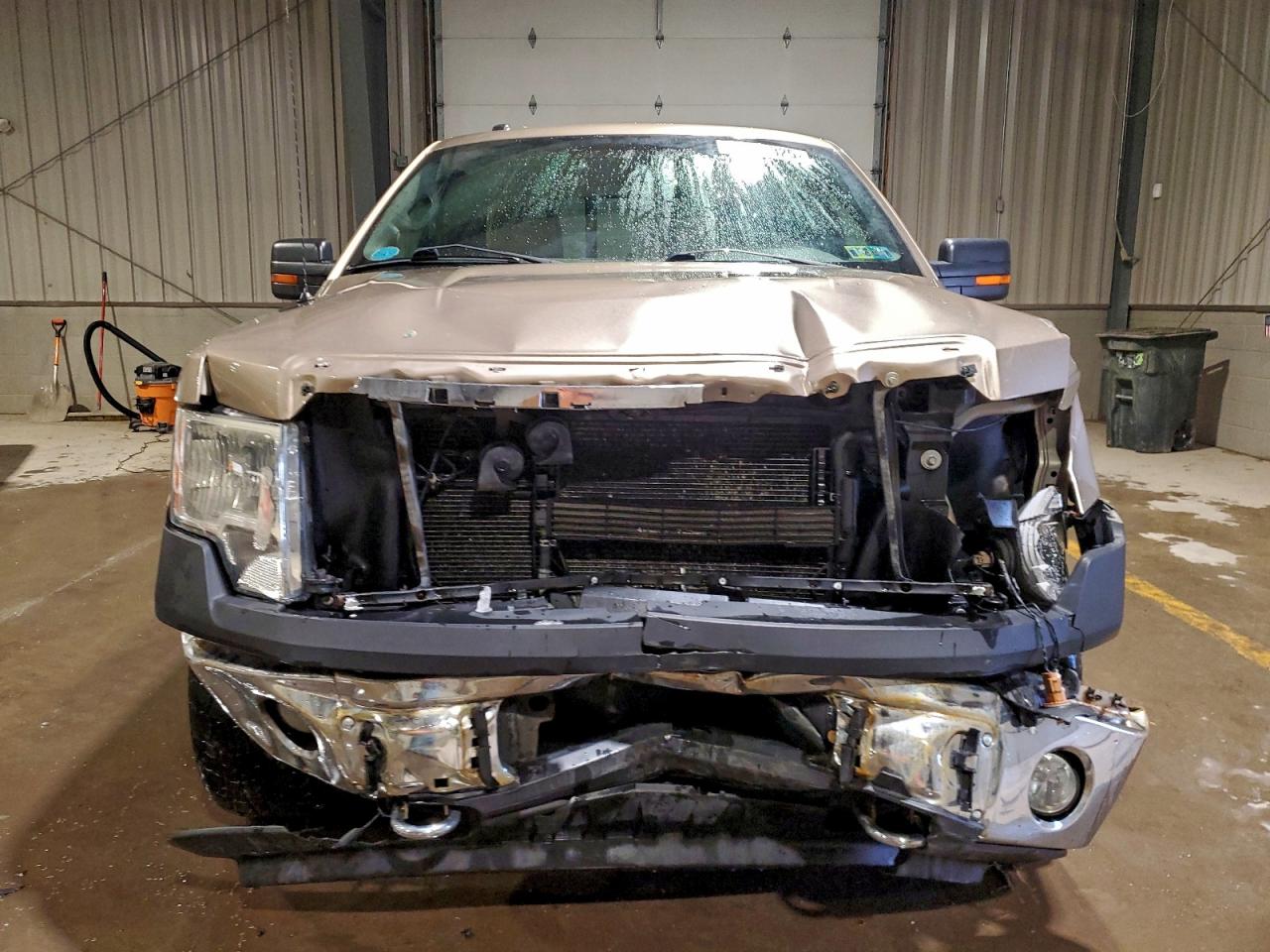 Ford F-150 Super Cab Image 7