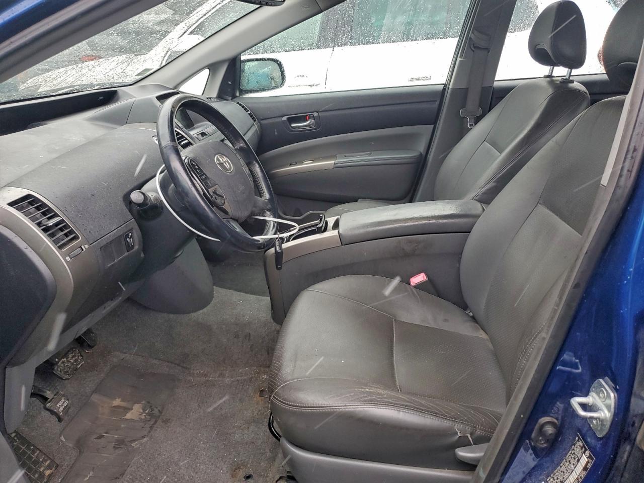 Toyota Prius Image 10