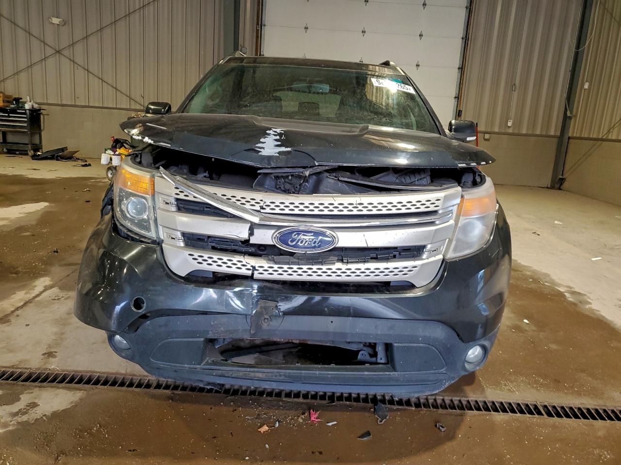 Ford Explorer Xlt Image 8