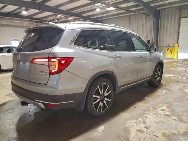 Honda Pilot Touring Image 5