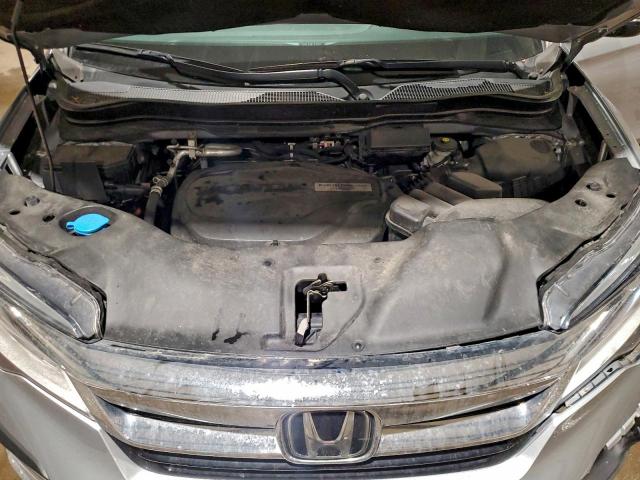 Honda Pilot Touring Image 8