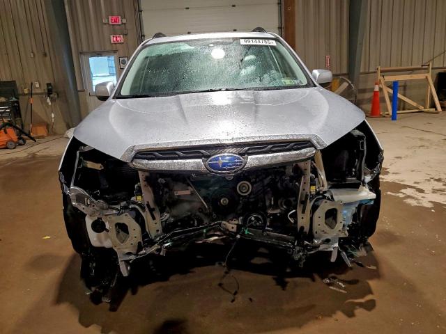 Subaru Forester 2.5i Premium Image 6