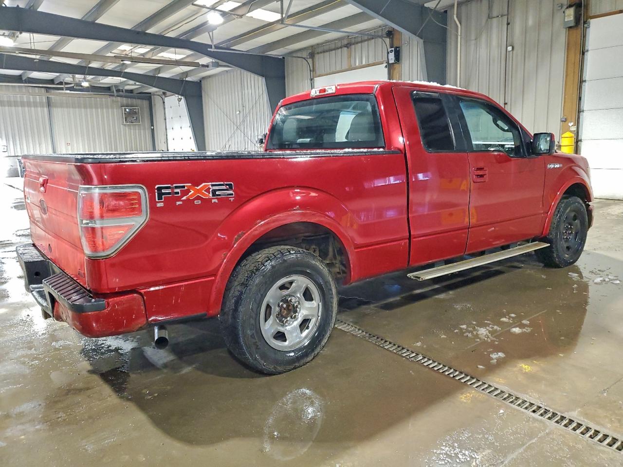 Ford F-150 Super Cab Image 4