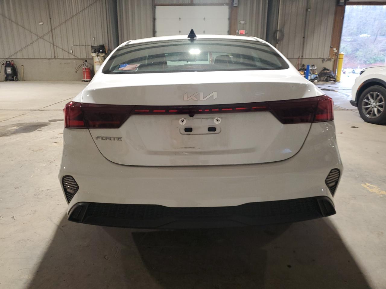 Kia Forte Lx Image 4