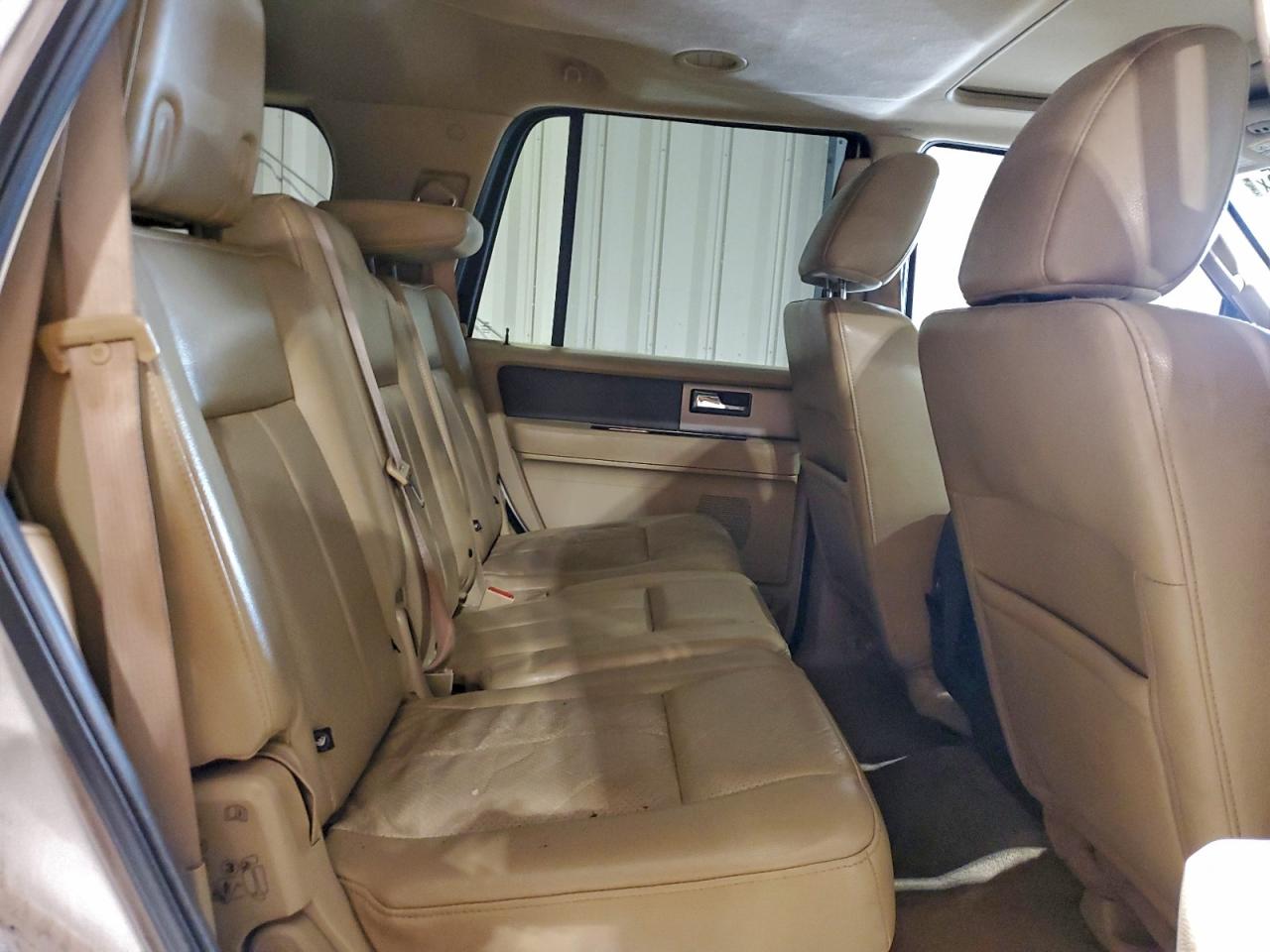 Ford Expedition Xlt Image 12