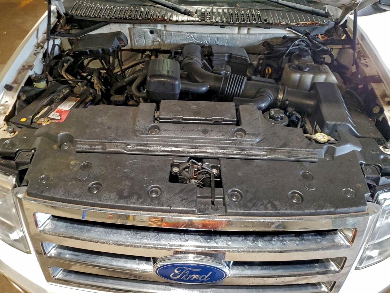 Ford Expedition Xlt Image 11