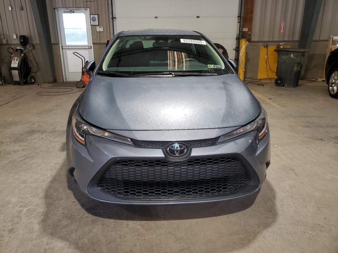 Toyota Corolla Le Image 12