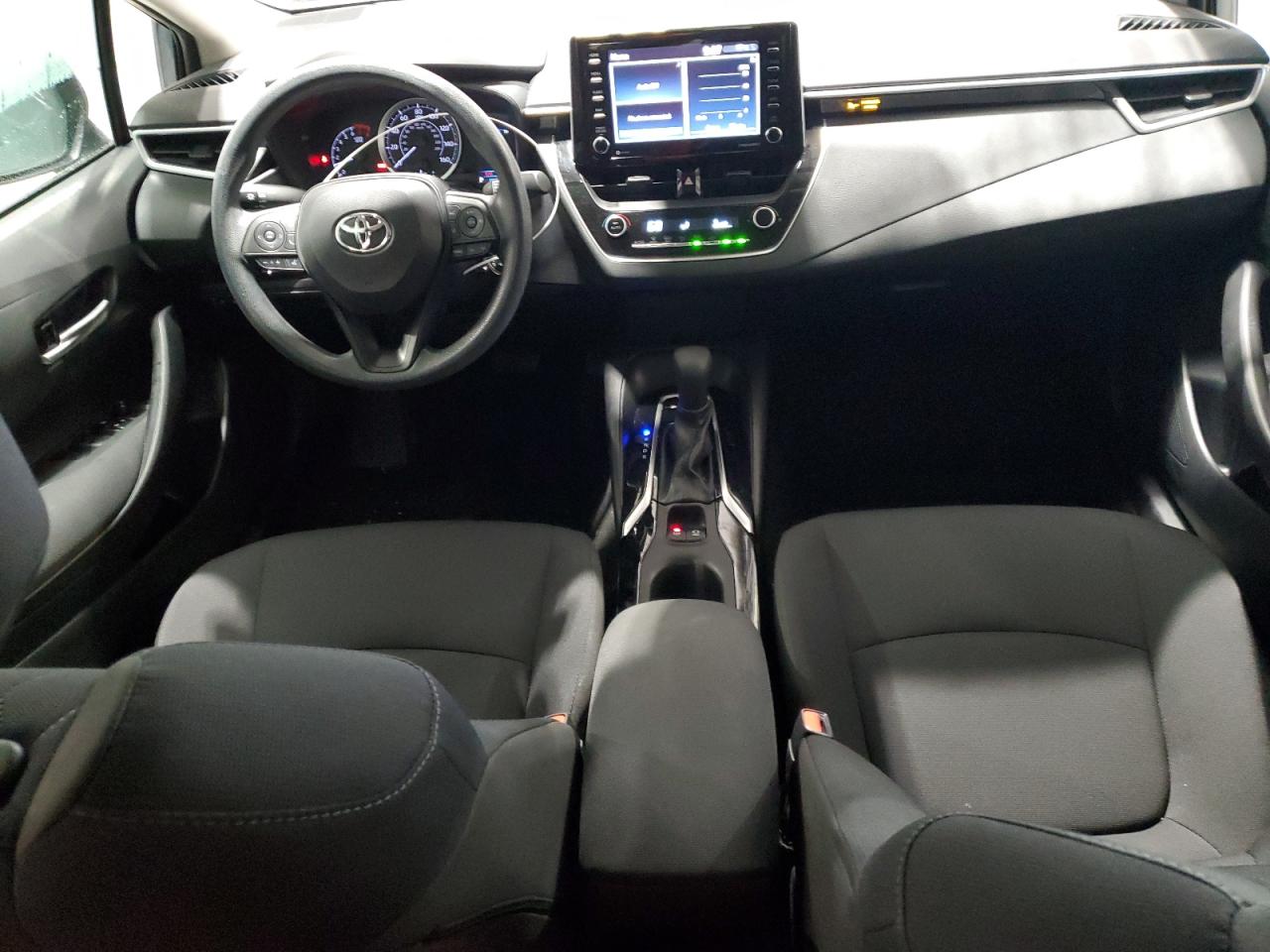 Toyota Corolla Le Image 10