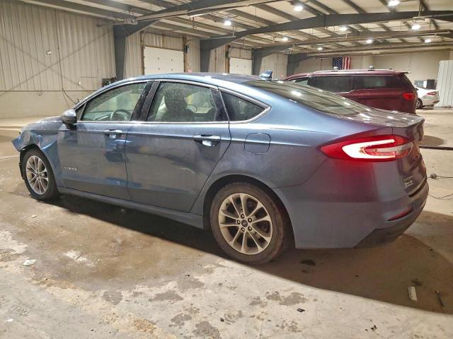 Ford Fusion Se Image 8