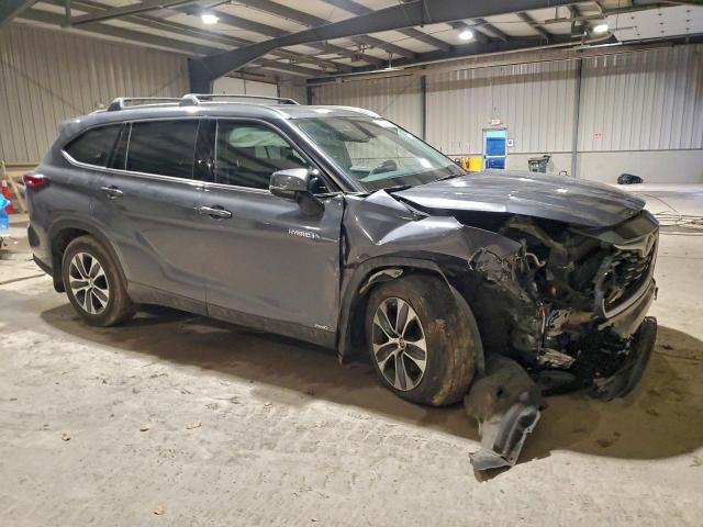 Toyota Highlander Hybrid Xle Image 6