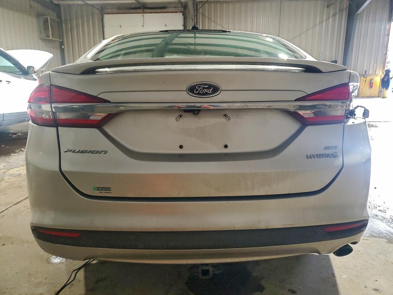 Ford Fusion Se Hybrid Image 4