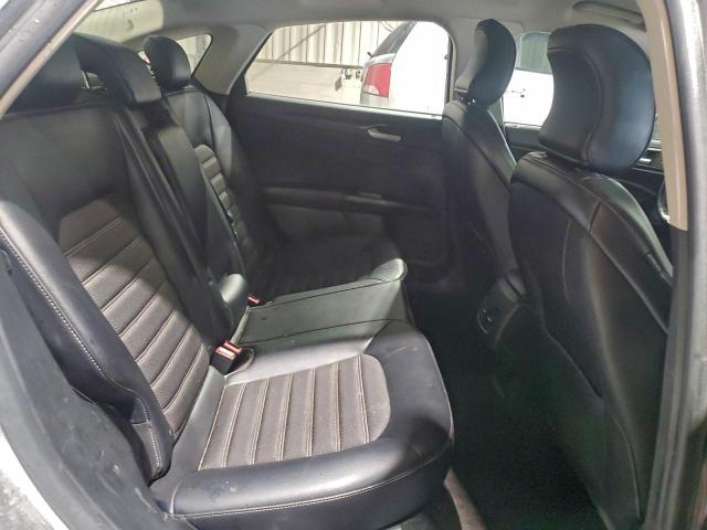 Ford Fusion Se Hybrid Image 13