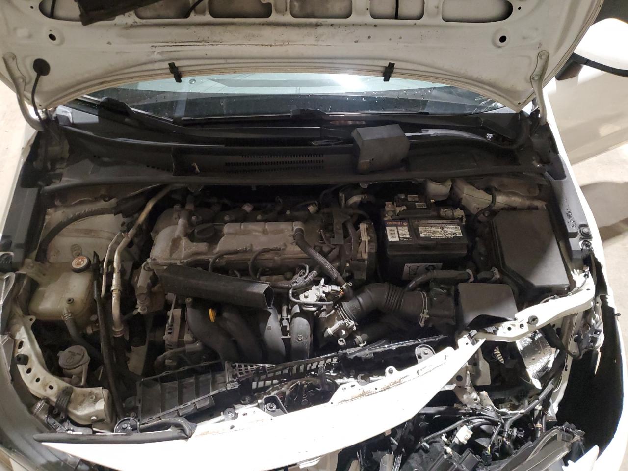 Toyota Corolla Le Image 12