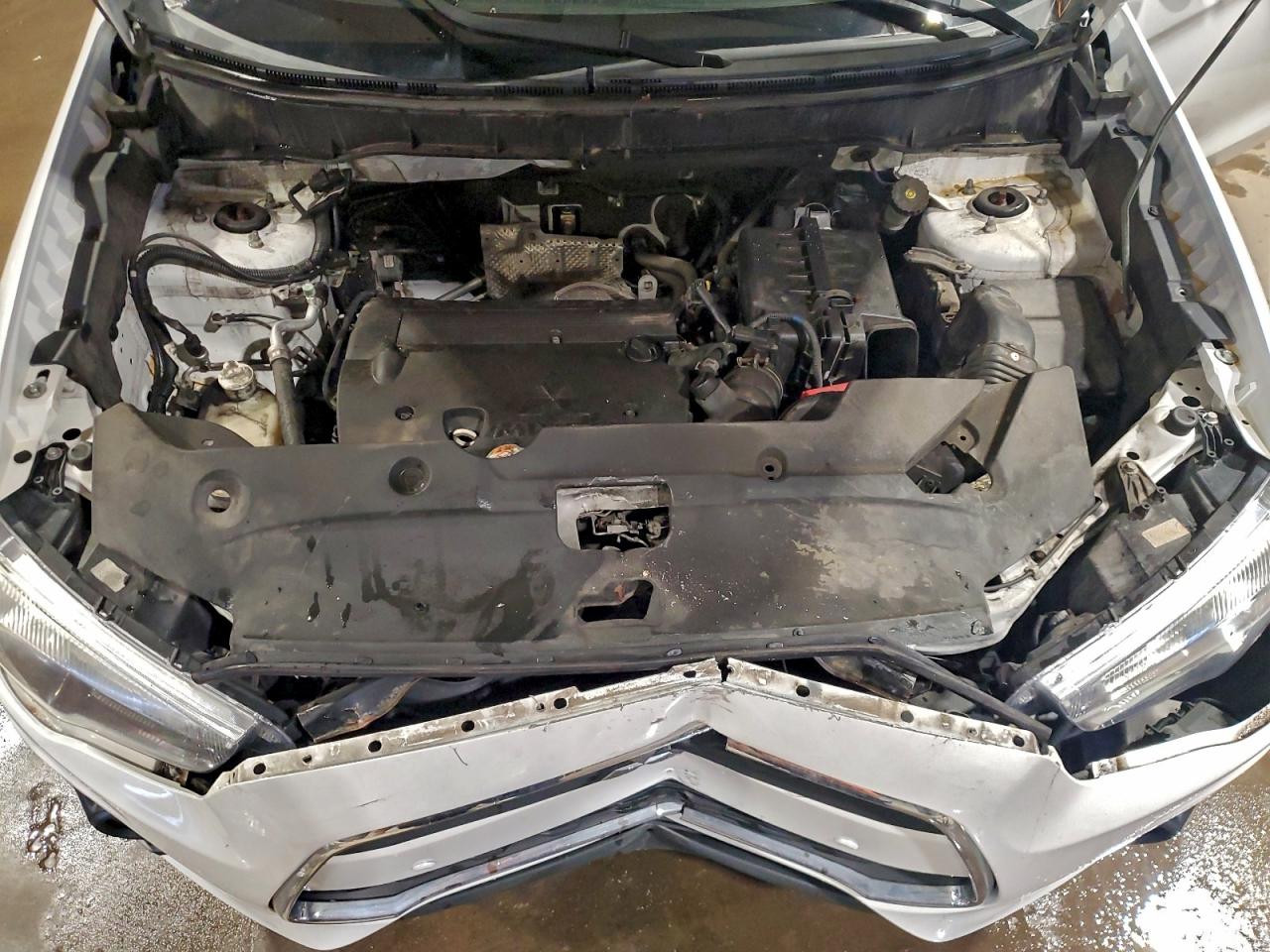 Mitsubishi Outlander Se Image 5