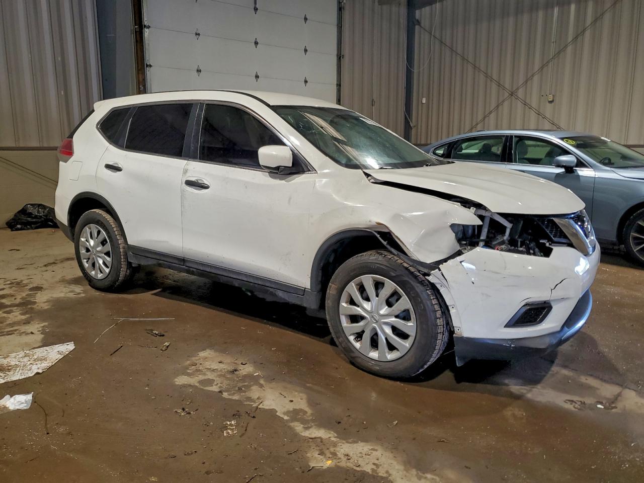 Nissan Rogue S Image 5