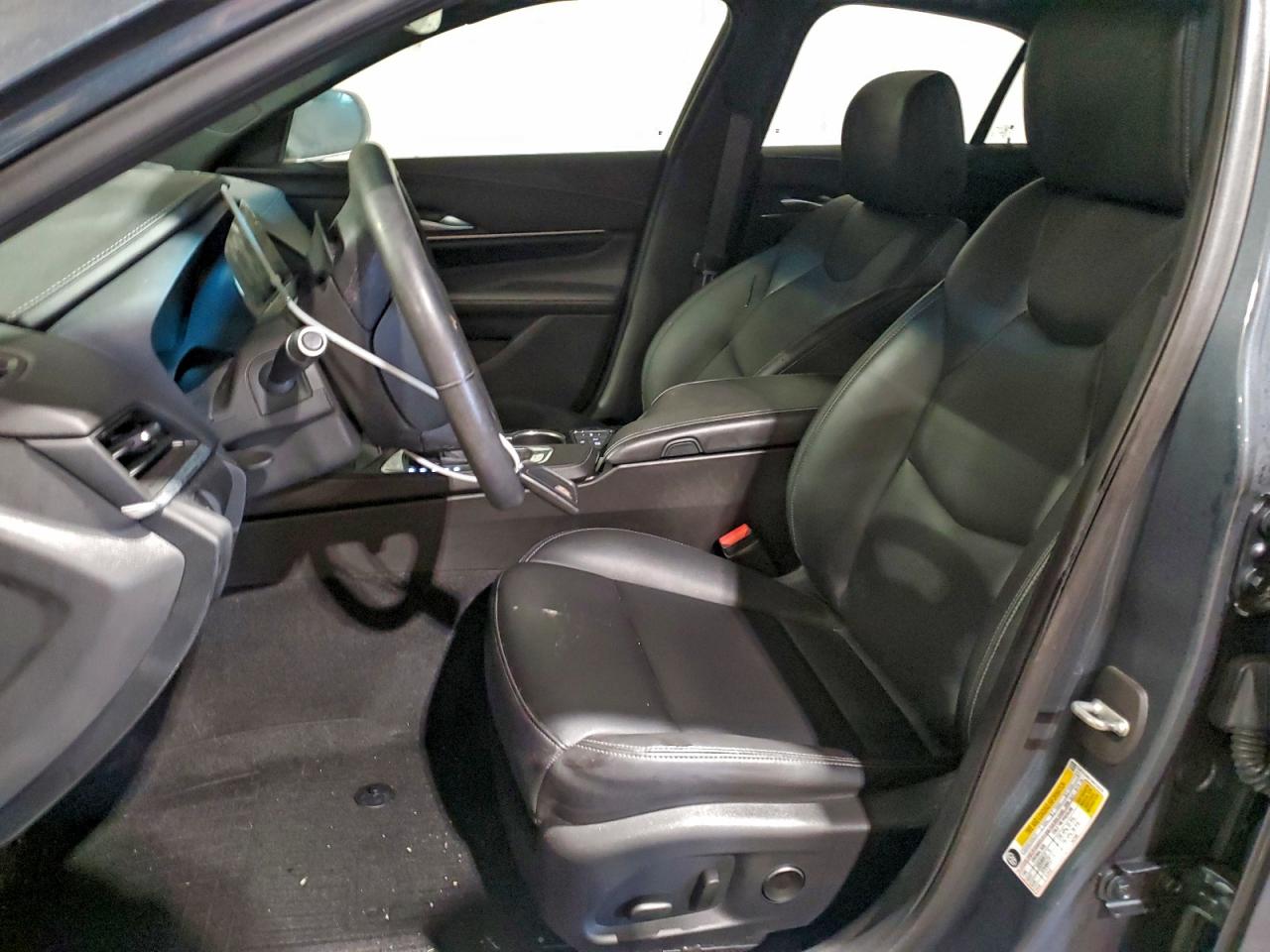 Cadillac CT4 Luxury Image 7