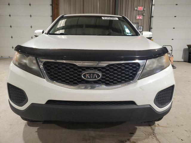 Kia Sorento Base Image 4