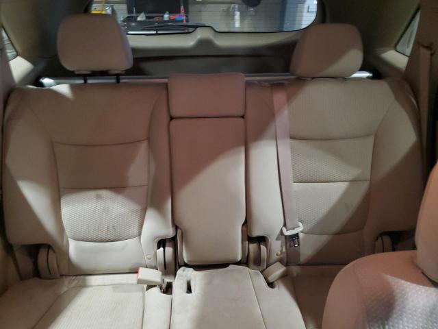 Kia Sorento Base Image 11